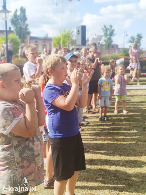 Piknik w Mieście nad Jeziorem ze szczepieniem w tle