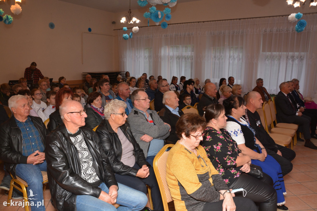 Pięć i pół dekady kultury i sztuki w Lutowie
