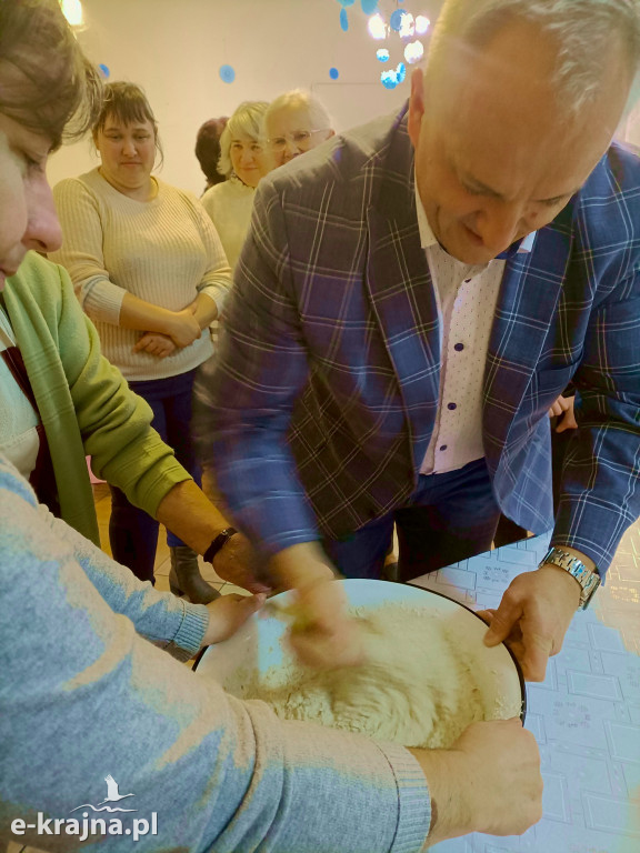 Międzynarodowy Dzień Kobiet Wiejskich - Wiejski Ośrodek Kultury w Lutowie