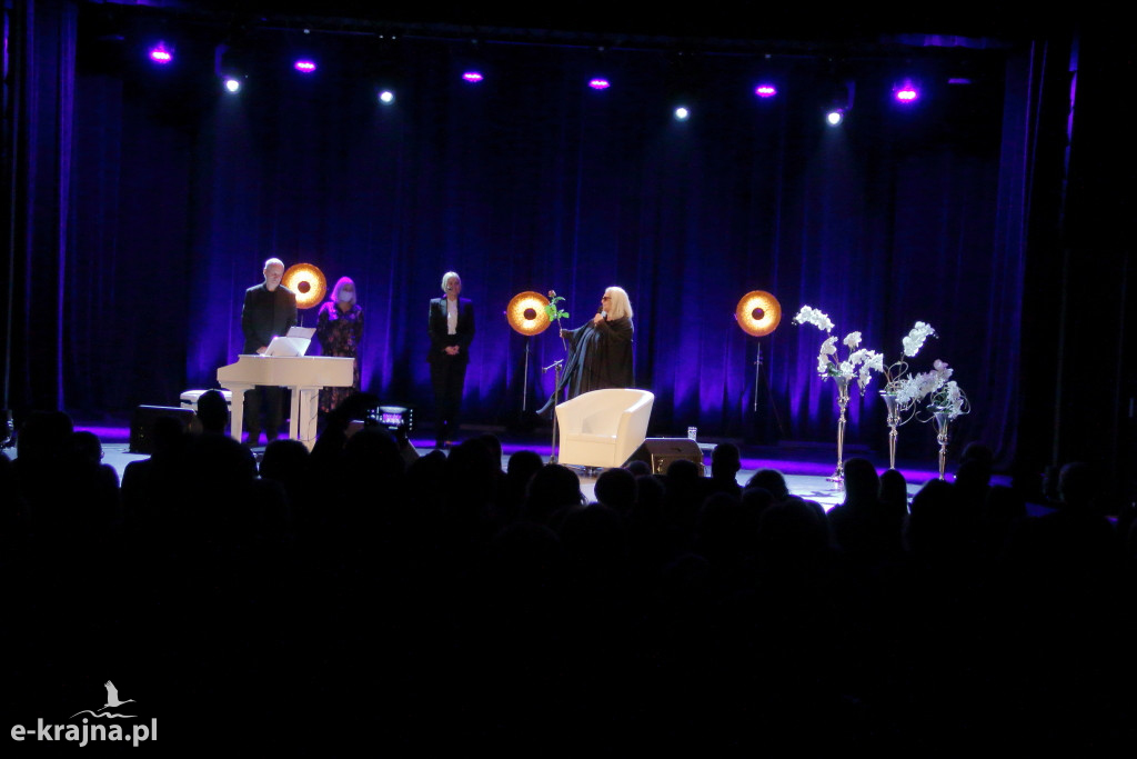 Koncert jesienny na dwa świerszcze