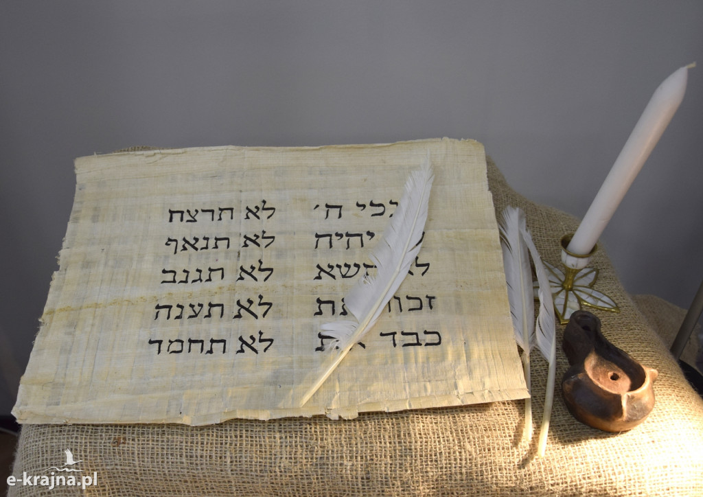 Biblia na przestrzeni wieków