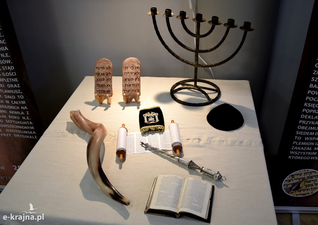 Biblia na przestrzeni wieków