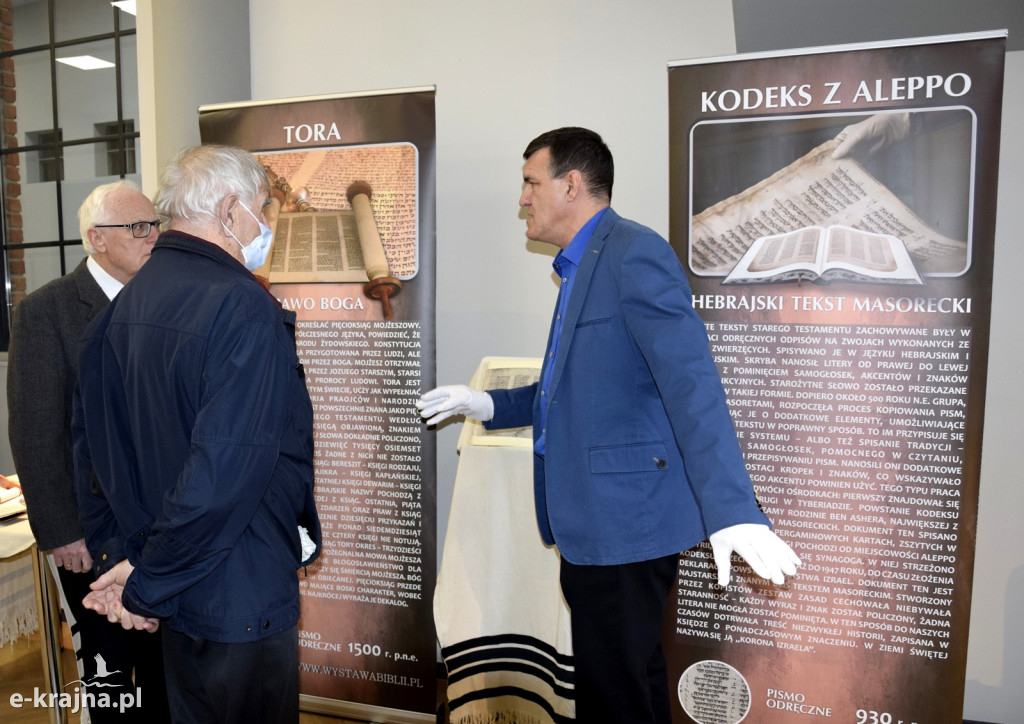 Biblia na przestrzeni wieków