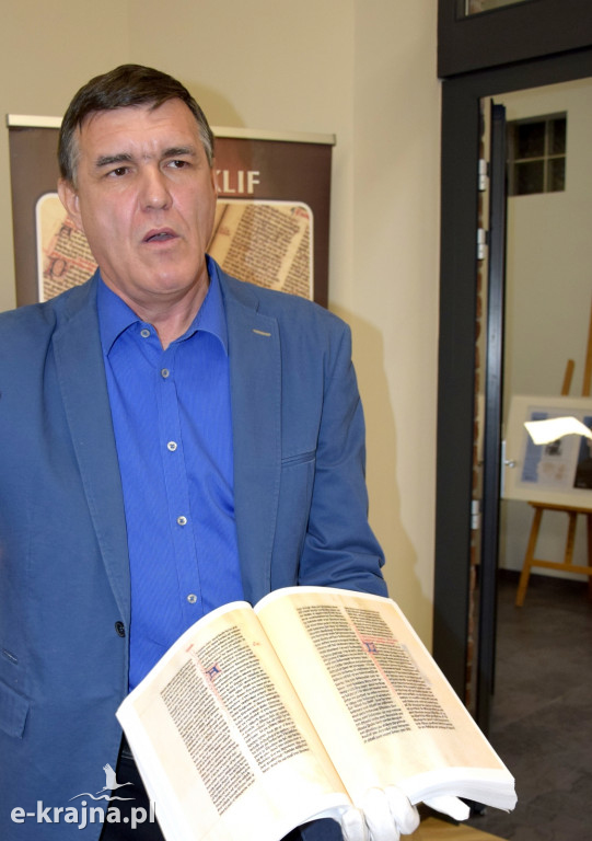 Biblia na przestrzeni wieków
