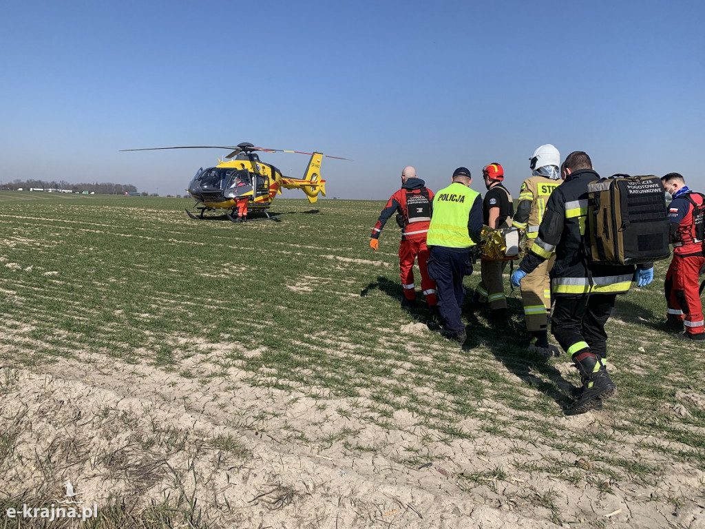 Wypadek z udziałem nieoznakowanego radiowozu na krajowej 