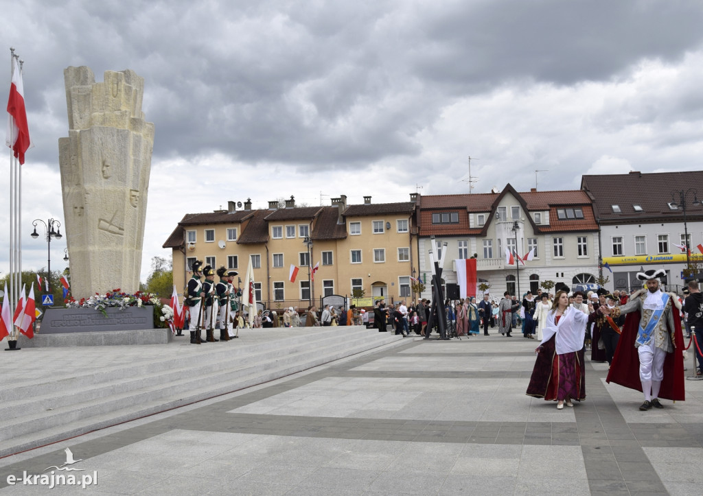 Witaj Maj! Piękny Maj! U Polaków błogi raj!