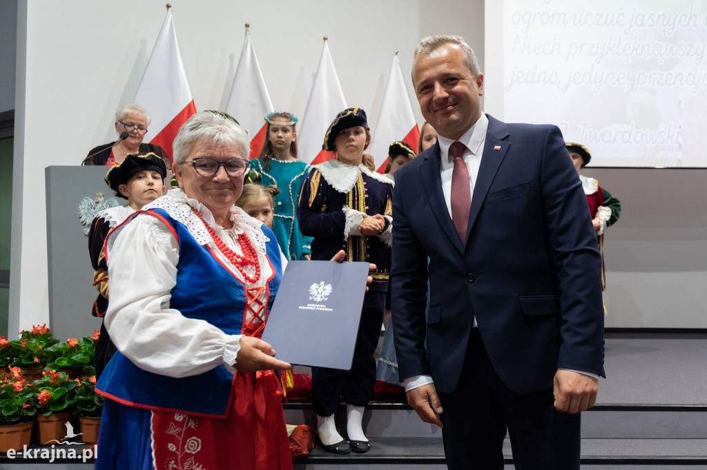 Uroczyste obchody Dnia Matki w Urzędzie Wojewódzkim