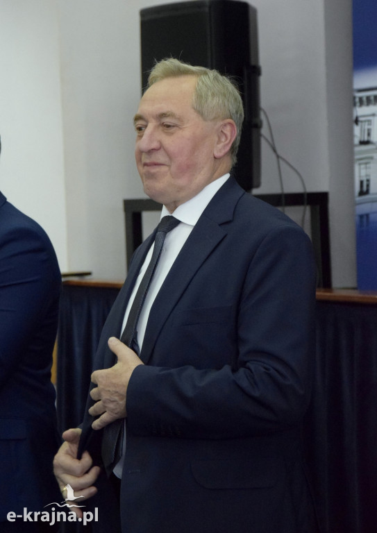 Wicepremier, minister rolnictwa Henryk Kowalczyk spotkał się z rolnikami w Kęsowie
