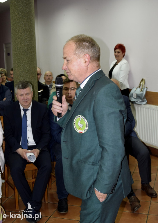 Wicepremier, minister rolnictwa Henryk Kowalczyk spotkał się z rolnikami w Kęsowie
