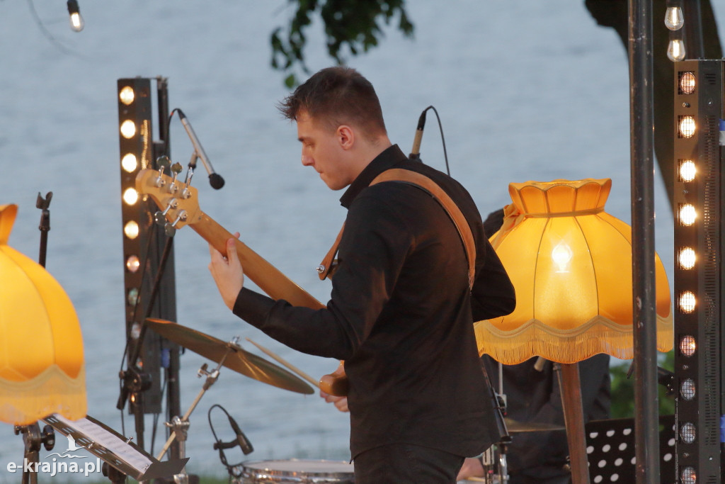 Sępólno: Od nocy do nocy w filmowo-musicalowych rytmach