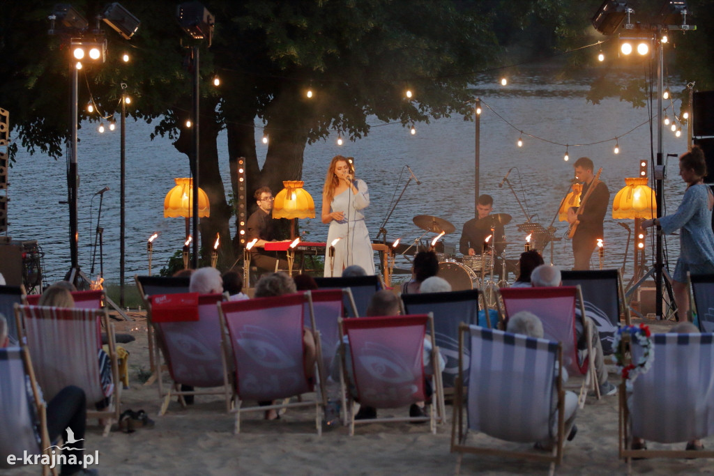 Sępólno: Od nocy do nocy w filmowo-musicalowych rytmach