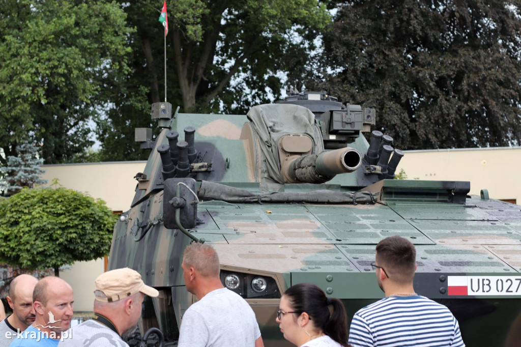 Piknik z okazji Święta Wojska Polskiego w Więcborku