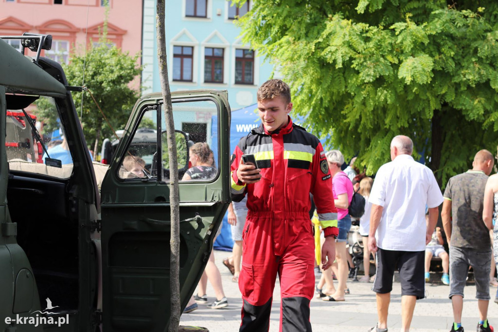 Piknik z okazji Święta Wojska Polskiego w Więcborku