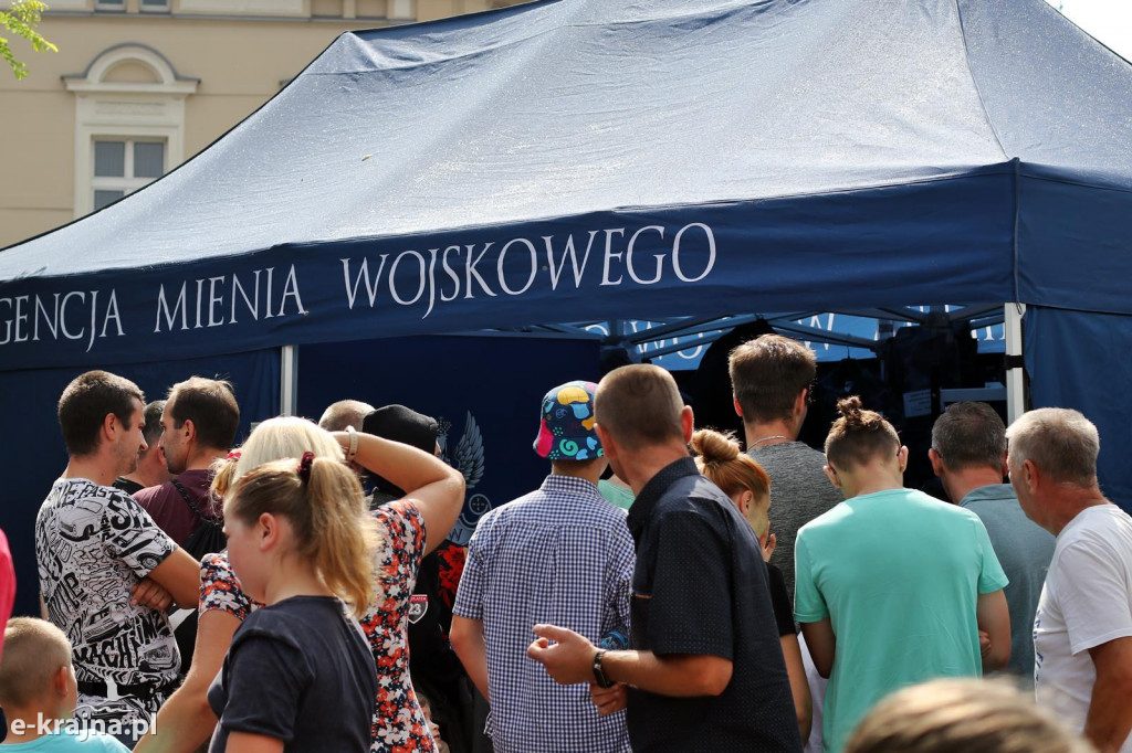 Piknik z okazji Święta Wojska Polskiego w Więcborku