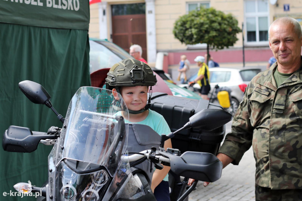 Piknik z okazji Święta Wojska Polskiego w Więcborku