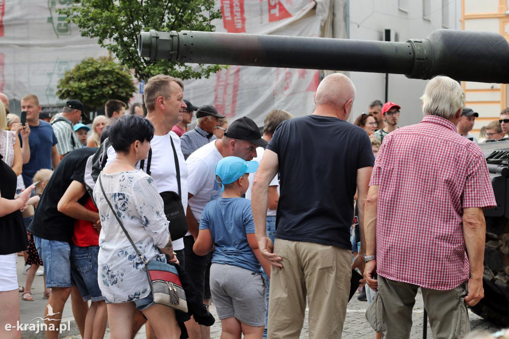 Piknik z okazji Święta Wojska Polskiego w Więcborku