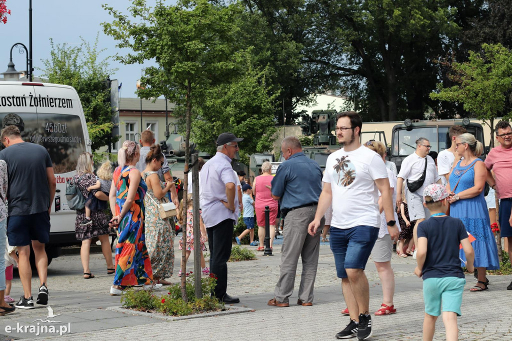 Piknik z okazji Święta Wojska Polskiego w Więcborku