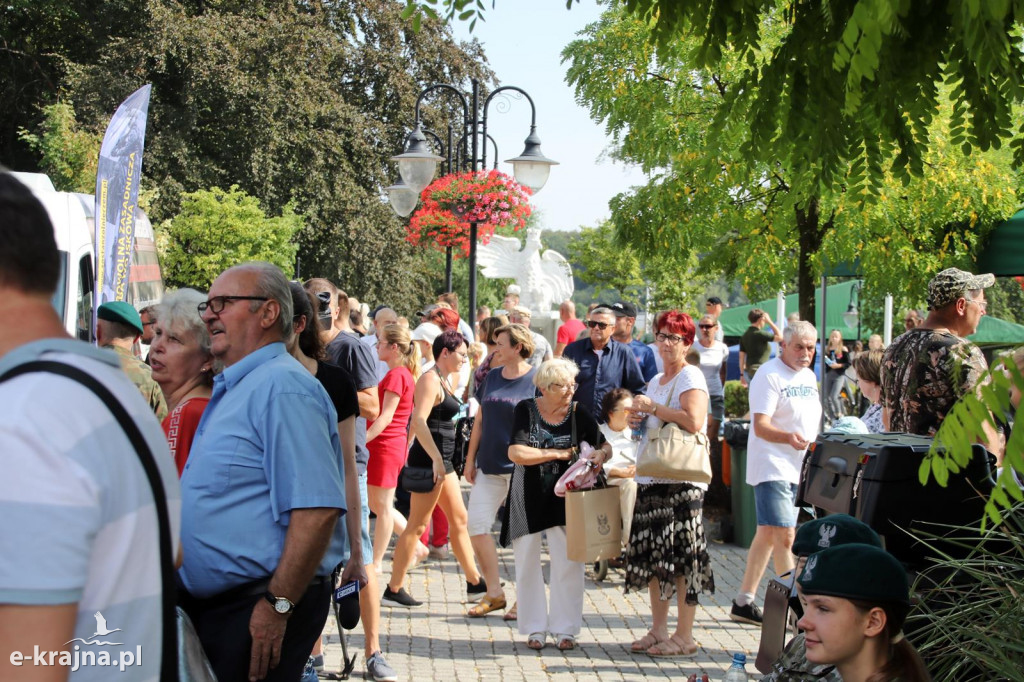 Piknik z okazji Święta Wojska Polskiego w Więcborku