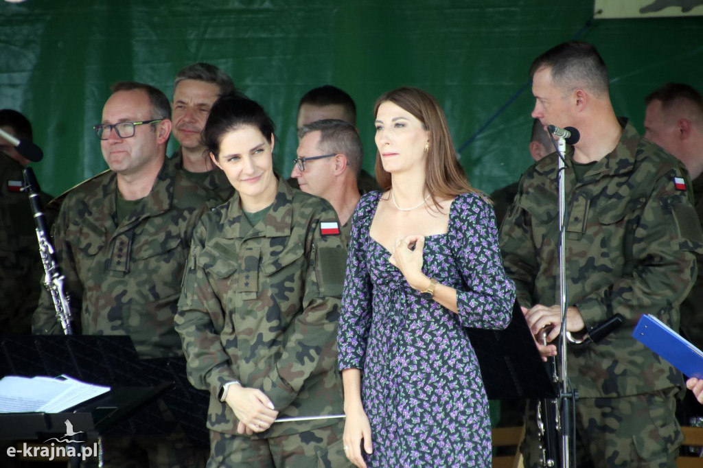 Piknik z okazji Święta Wojska Polskiego w Więcborku