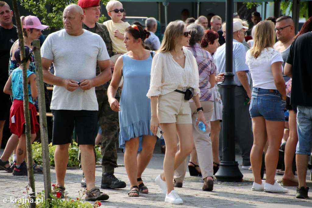 Piknik z okazji Święta Wojska Polskiego w Więcborku