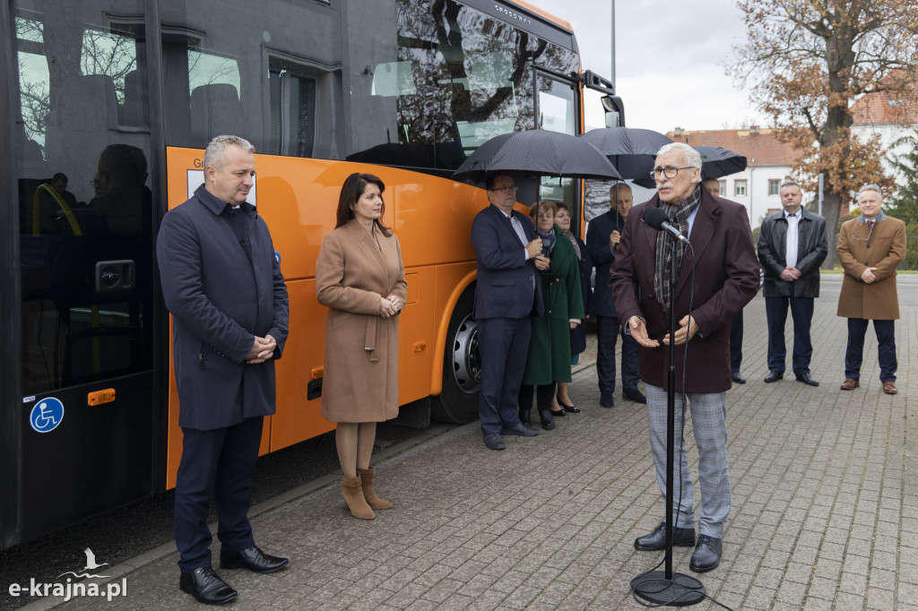 Nowy autobus w gminie Sośno dzięki rządowemu wsparciu
