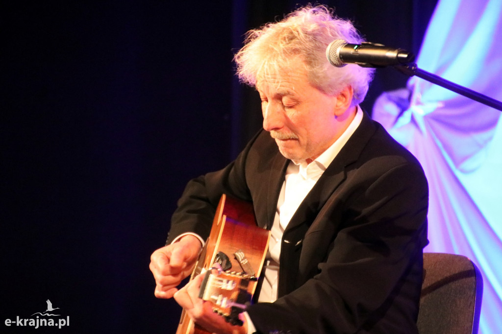 Kolędy na gitar parę i dwieście jeden głosów... - Kiljański i Cisło w Więcborku