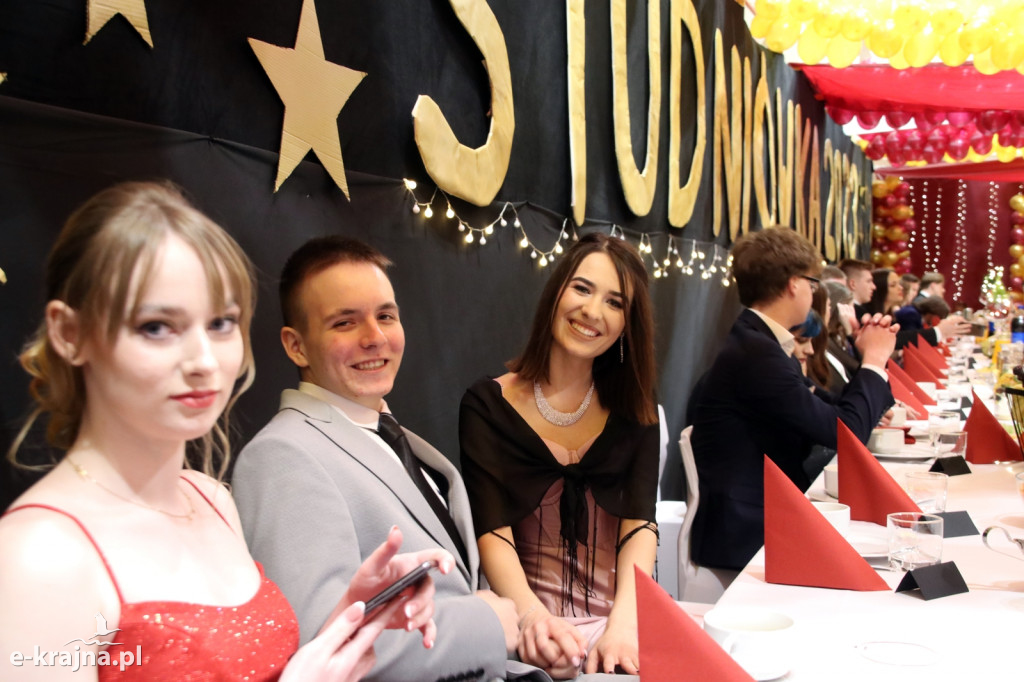 Studniówka 2023 LO w Więcborku