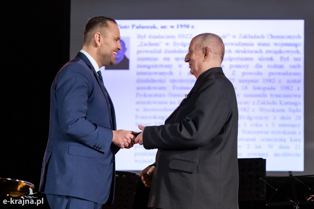 Krzyże Wolności i Solidarności dla działaczy opozycji niepodległościowej