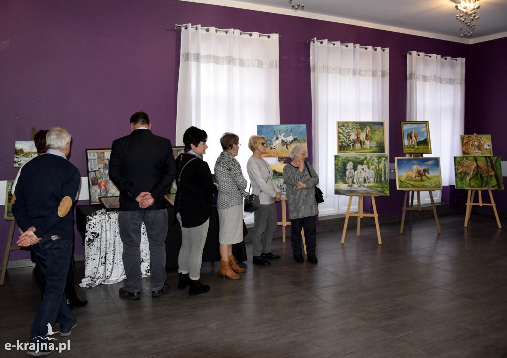 Wernisaż prac malarskich Alicji Skrzeszewskiej z Bydgoszczy w Centrum Kultury i Sztuki w Sępólnie