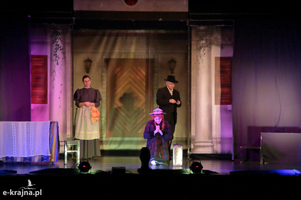 Marzec miesiącem teatru