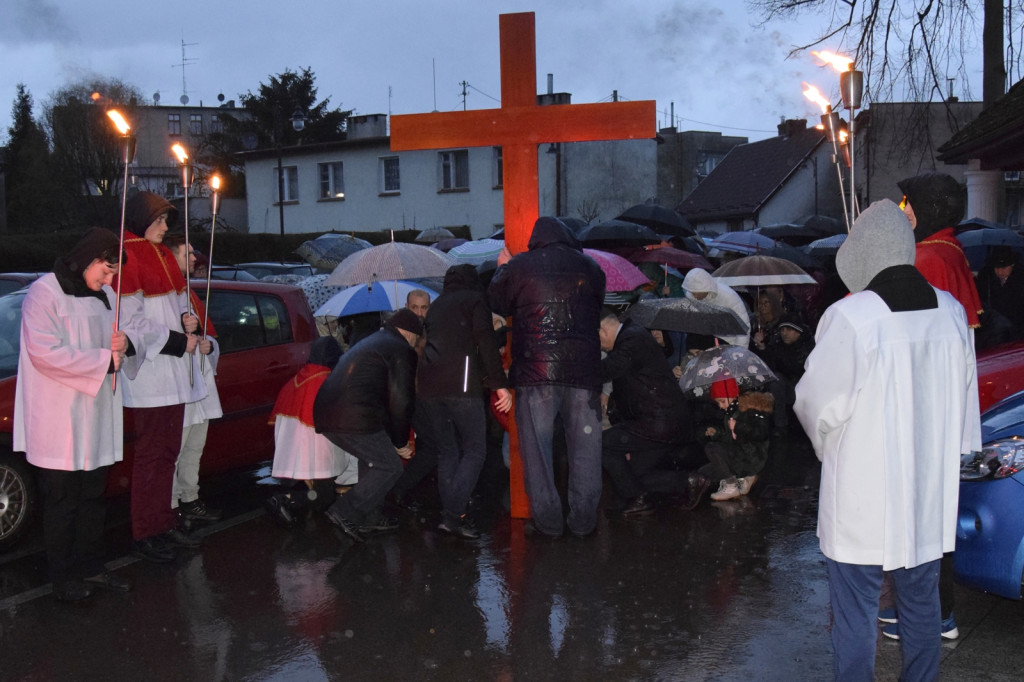 Droga Krzyżowa ulicami Sępólna