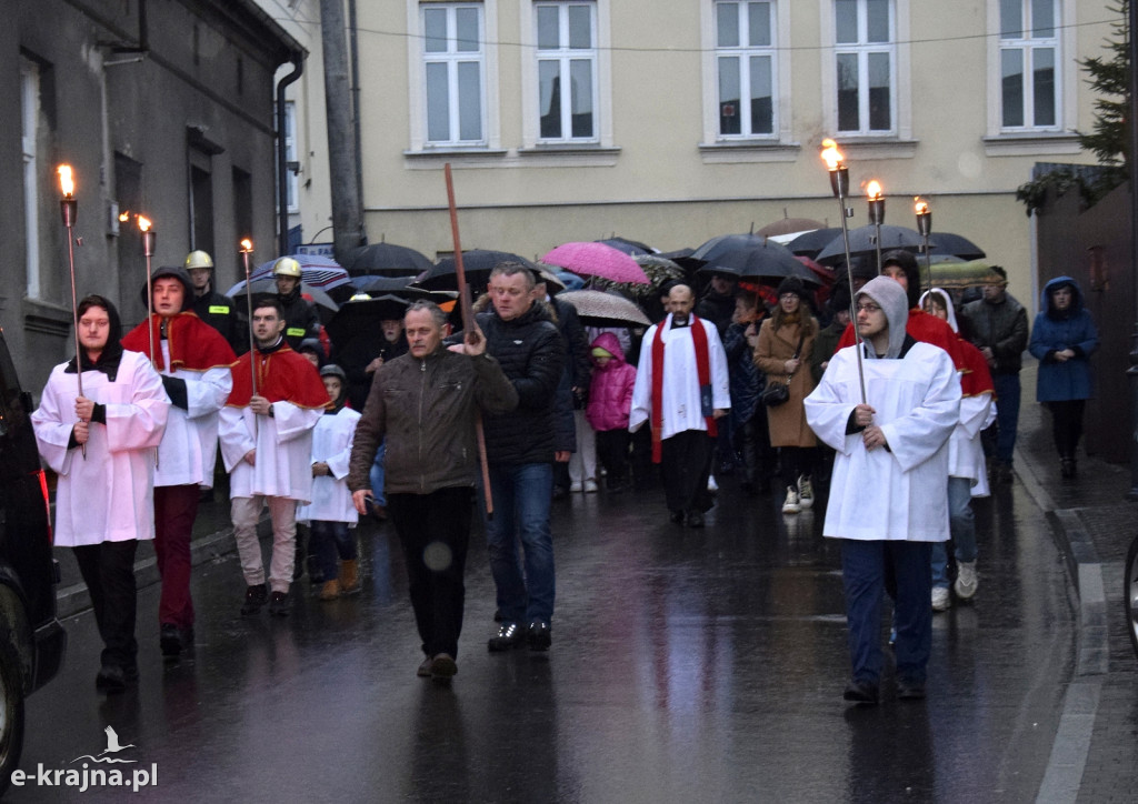 Droga Krzyżowa ulicami Sępólna