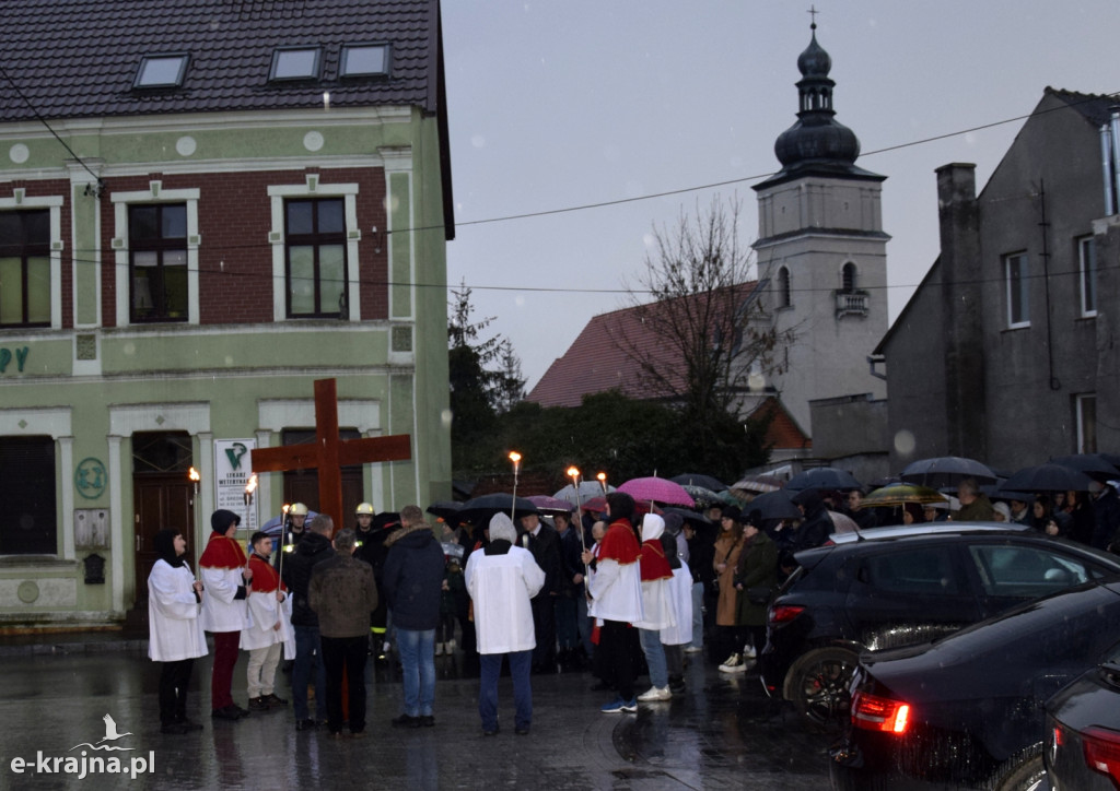 Droga Krzyżowa ulicami Sępólna