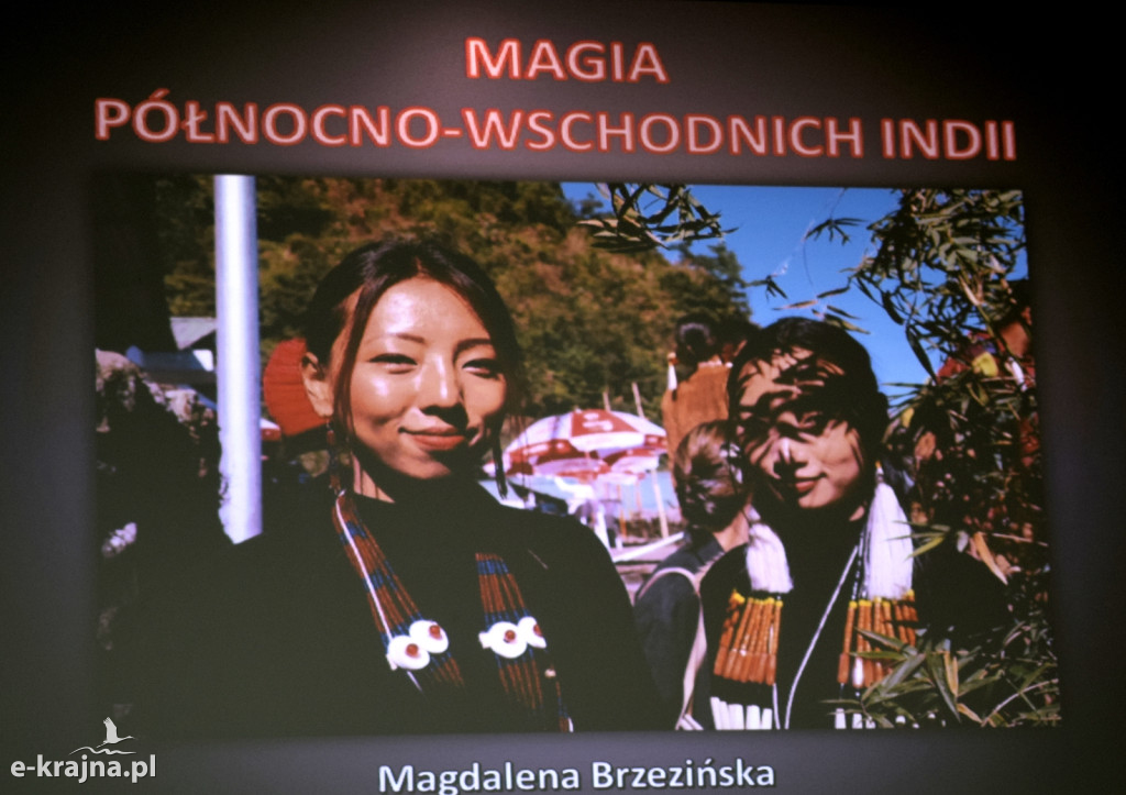 Indie w bibliotece w Więcborku