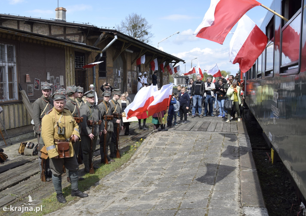 Dziwne wydarzenia na stacji kolejowej w Sępólnie
