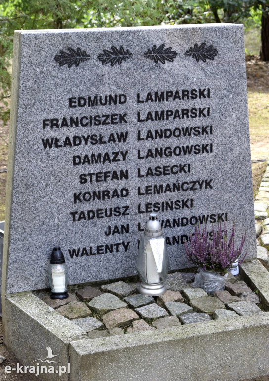 Uroczystości upamiętniające ofiary Zbrodni Pomorskiej z 1939 roku w Rudzkim Moście
