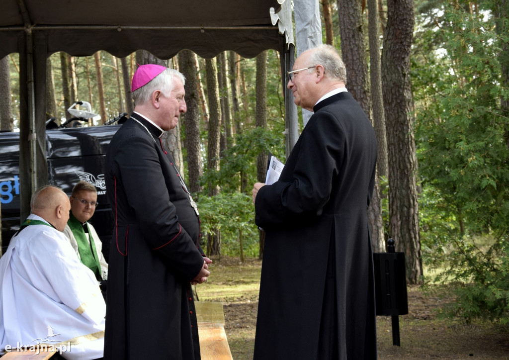 Uroczystości upamiętniające ofiary Zbrodni Pomorskiej z 1939 roku w Rudzkim Moście