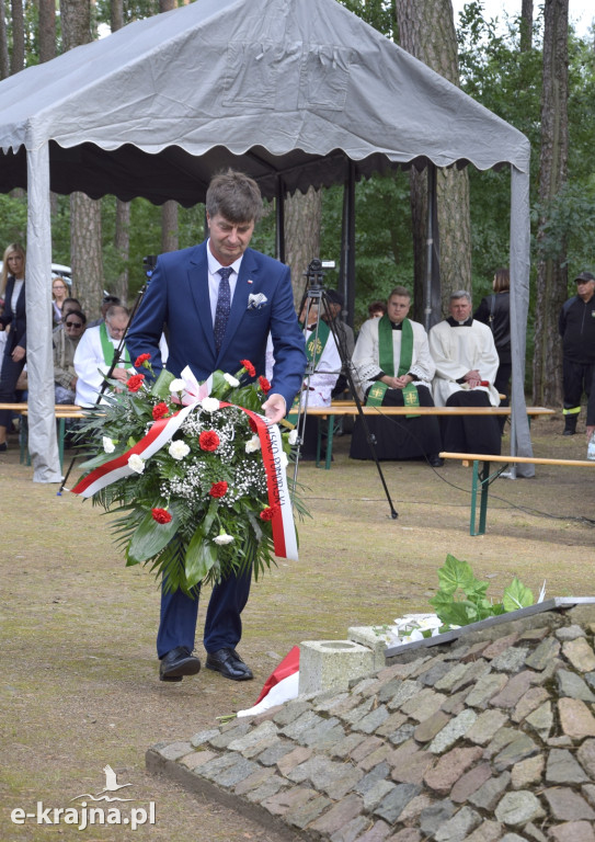 Uroczystości upamiętniające ofiary Zbrodni Pomorskiej z 1939 roku w Rudzkim Moście