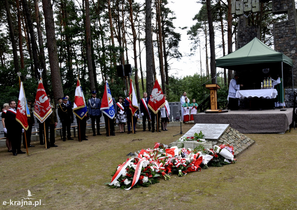 Uroczystości upamiętniające ofiary Zbrodni Pomorskiej z 1939 roku w Rudzkim Moście