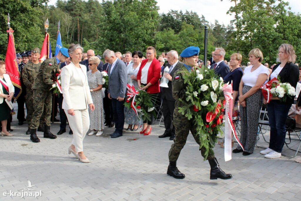 Uroczystości upamiętniające w Karolewie