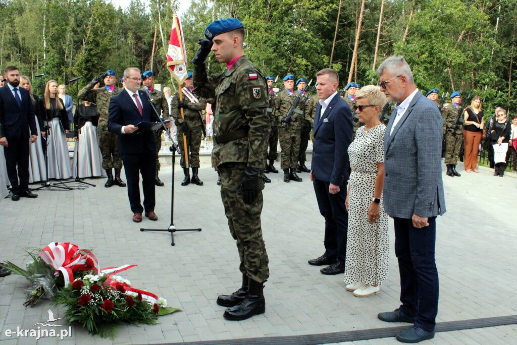 Uroczystości upamiętniające w Karolewie