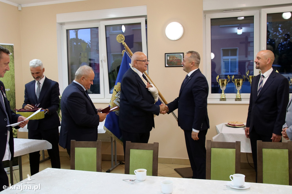 Więcbork: Odznaczenia państwowe dla działaczy PZW
