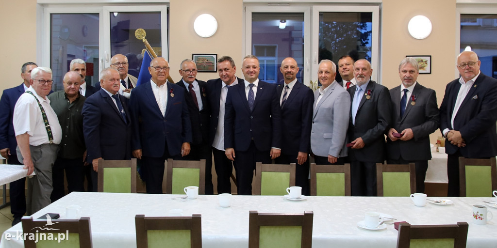 Więcbork: Odznaczenia państwowe dla działaczy PZW