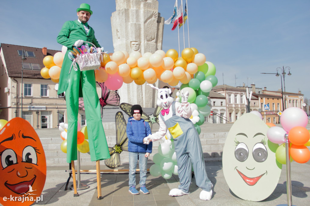 Wielkanocna fotościanka w centrum miasta