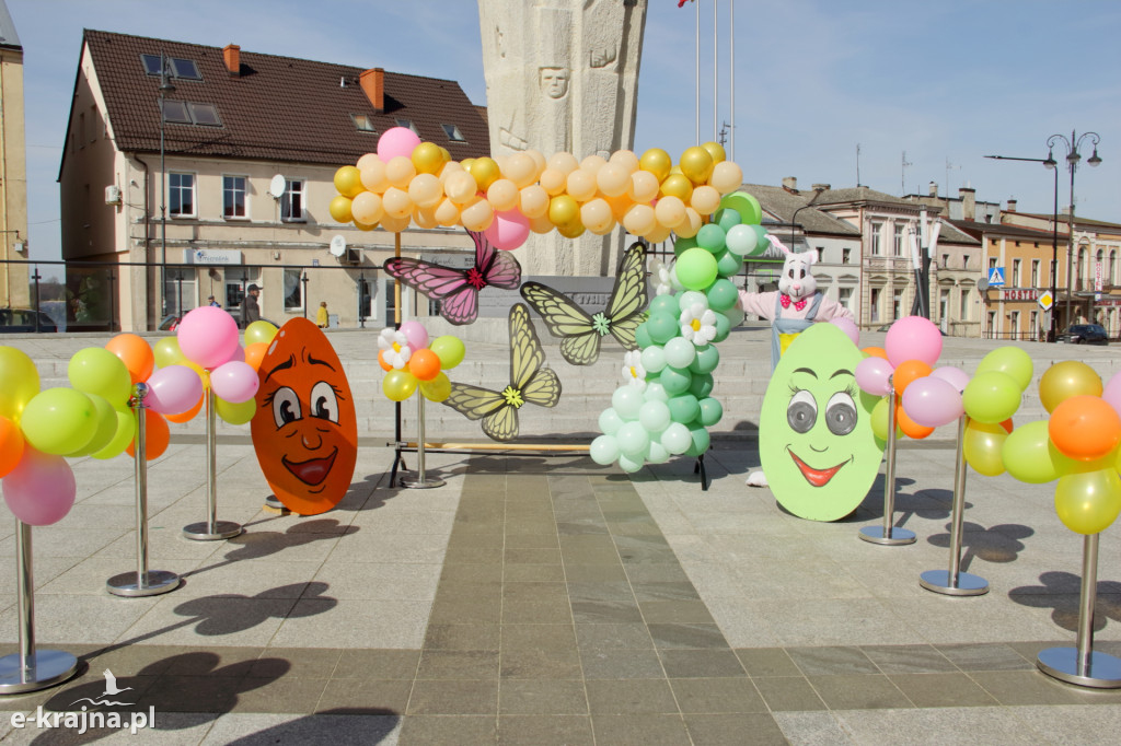 Wielkanocna fotościanka w centrum miasta