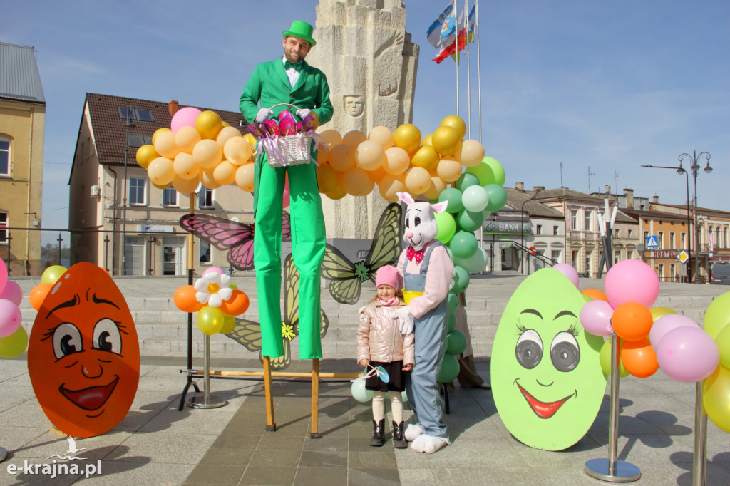Wielkanocna fotościanka w centrum miasta