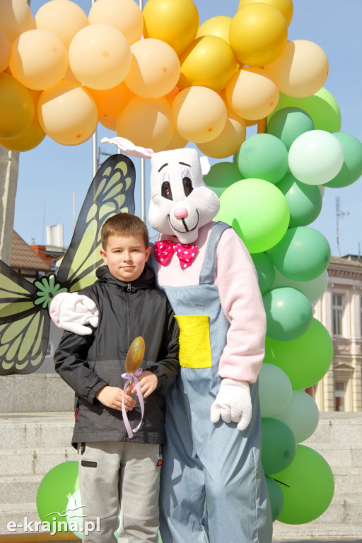 Wielkanocna fotościanka w centrum miasta