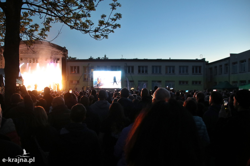 Majówka z gminą Sicienko - koncert zespołu KULT