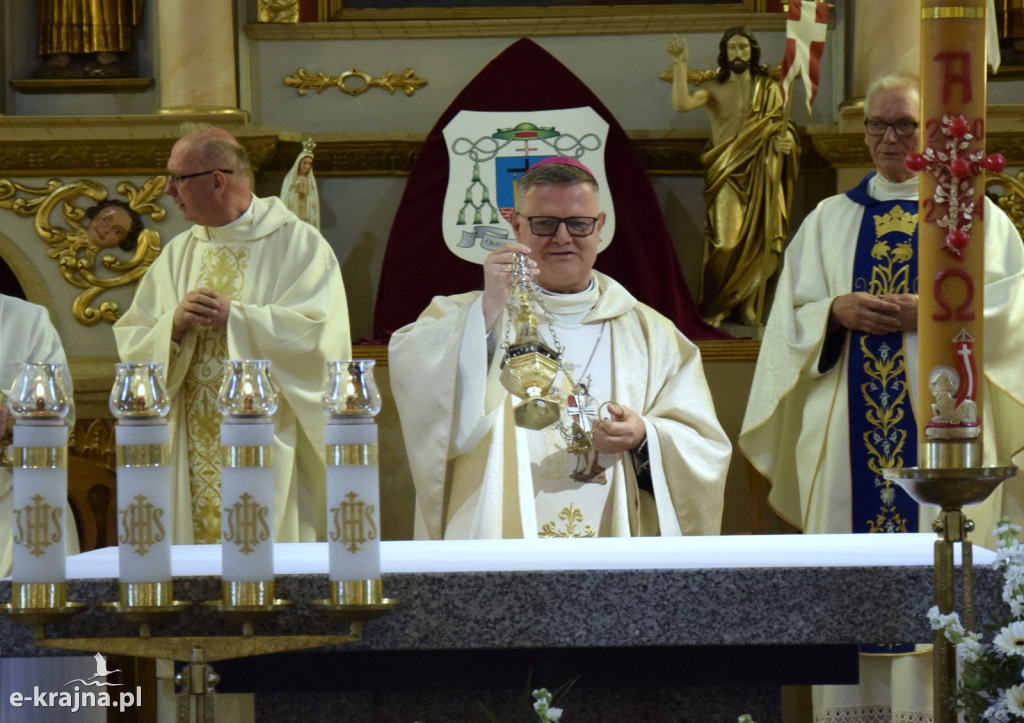 Jubileusz kapłaństwa księdza, poety Franciszka Kameckiego
