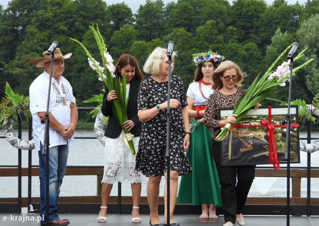 Gorące rytmy z Kuby w deszczu na sępoleńskim molo